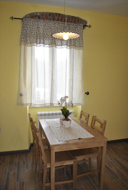 Apartment Pod Kostanji Osp Bagian luar foto